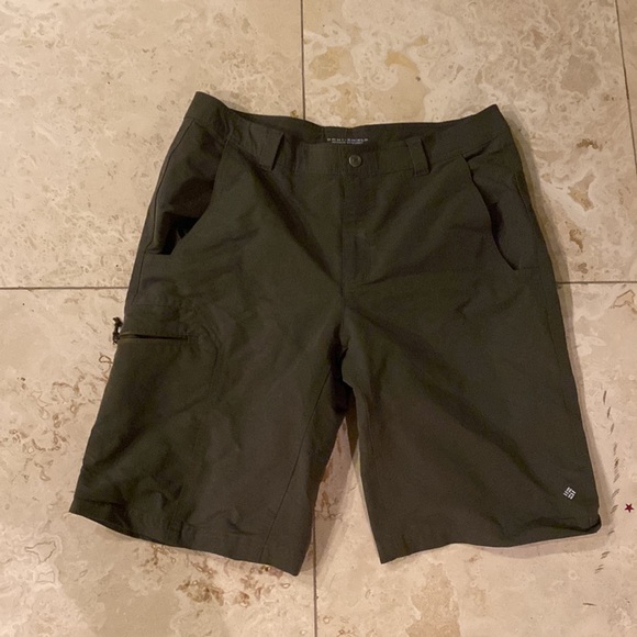 Columbia Other - Columbia size 36 men’s shorts. Zipper pocket. New without tags. Never been worn